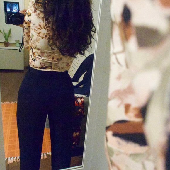 Aritzia Wilfred Essie Pants - Picture 4 of 10